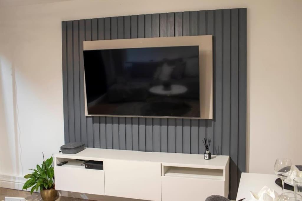 ロンドンUnique 3Bd Flat King Size Bedアパートメント エクステリア 写真